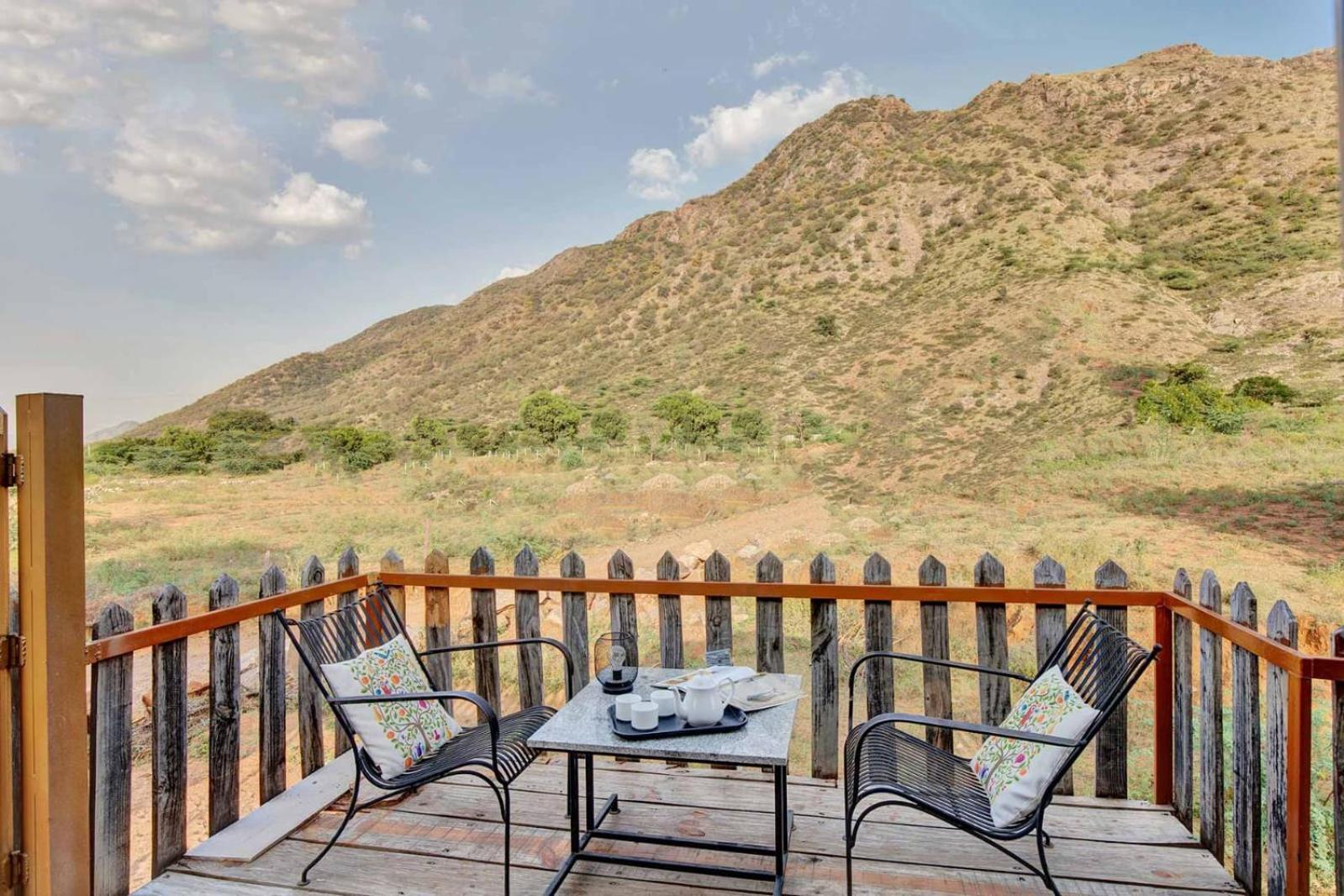 Foothill Pushkar Resort Exteriör bild