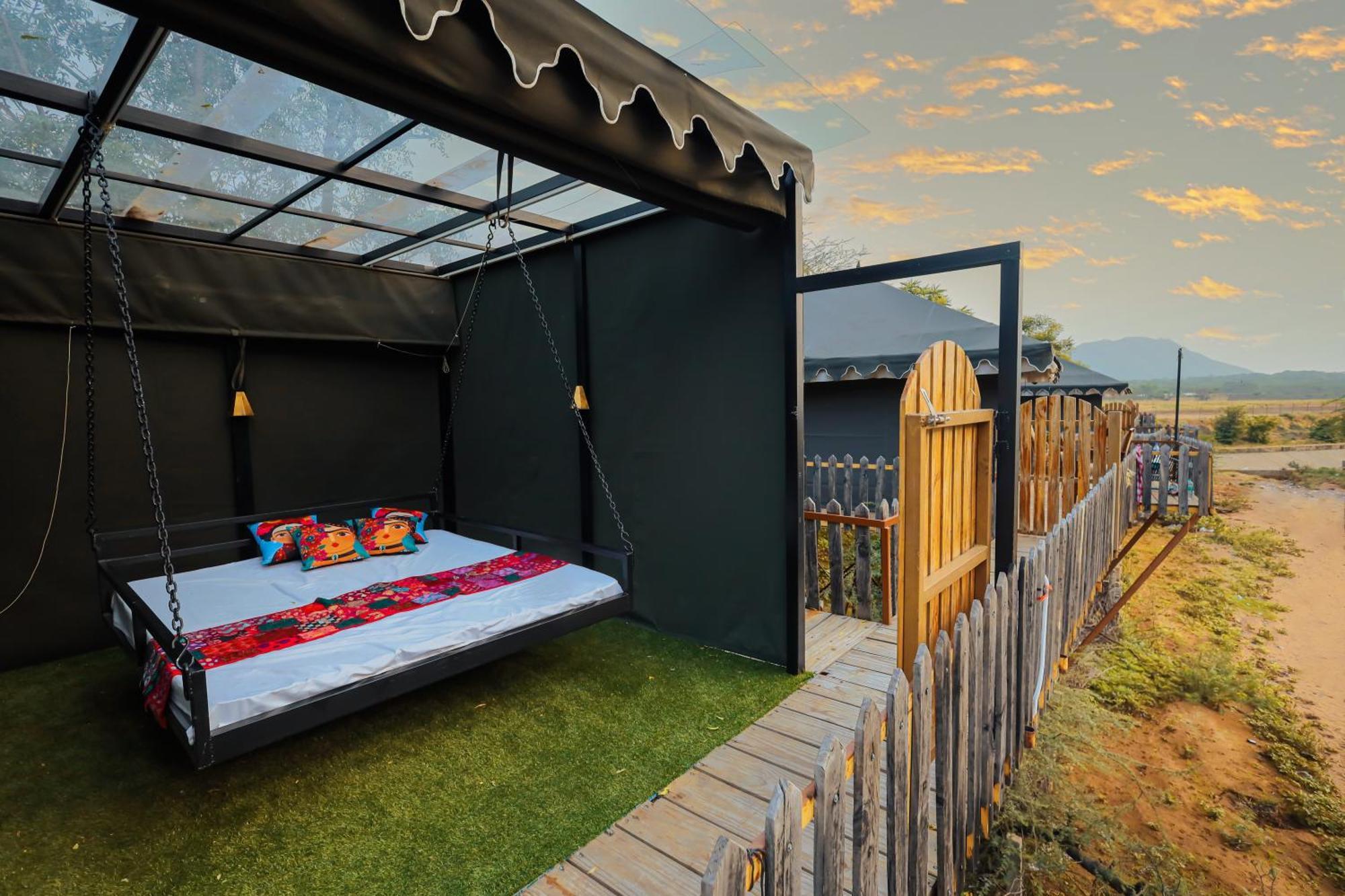 Foothill Pushkar Resort Exteriör bild